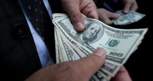 30 saatte 160 milyon dolar kazanan mechul yatirimci kim j54kCC4a.jpg
