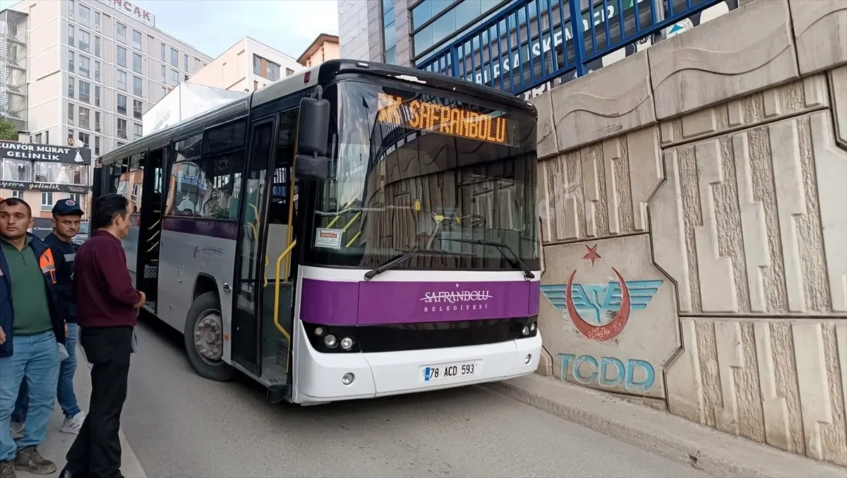 karabukte otobus freni arizalandi O7TUiCwa.jpg