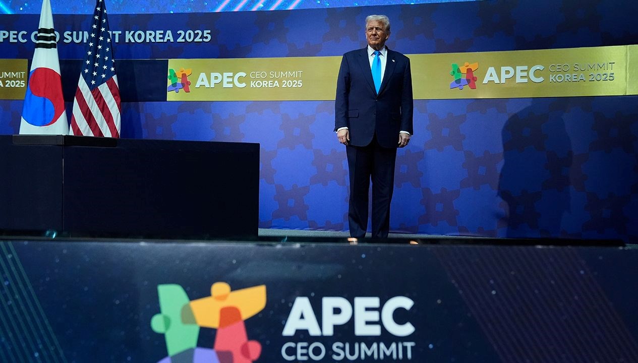 trumptan savas bakanligina nukleer talimati LDV4NqeH.jpg