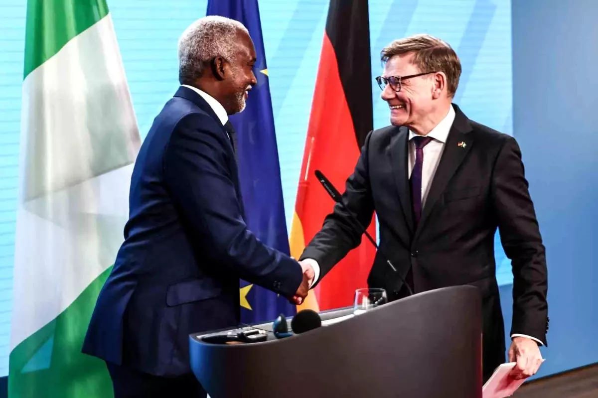 almanyada suriyelilerin geri gonderilmesi tartismasi Ki1GUl7j.jpg